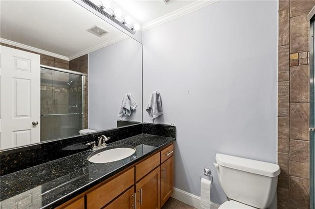 4727 Jarboe Street 93, Kansas City, MO 64112