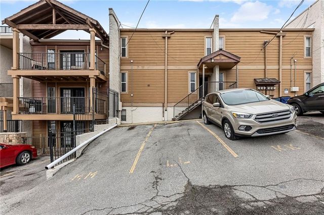 4727 Jarboe Street 93, Kansas City, MO 64112