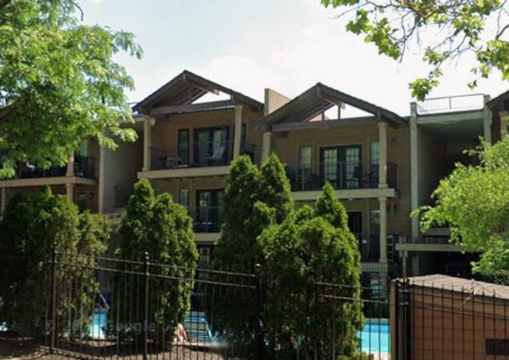 4727 Jarboe Street 93, Kansas City, MO 64112