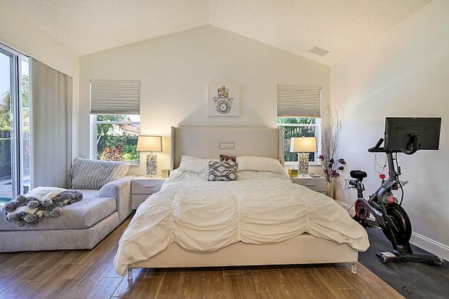 6655 NW 25th Avenue, Boca Raton, FL 33496