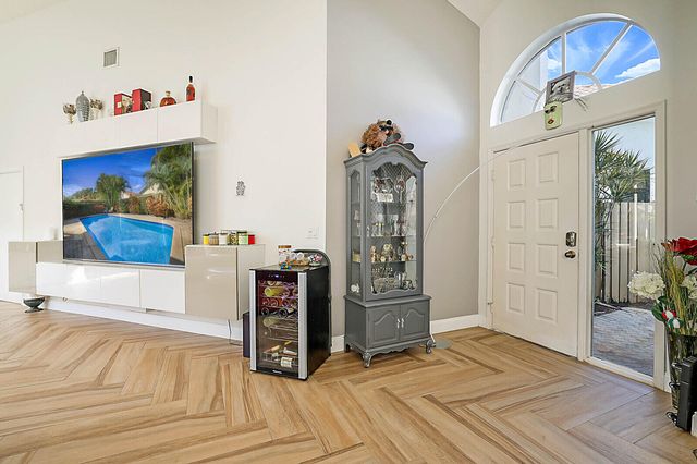 6655 NW 25th Avenue, Boca Raton, FL 33496