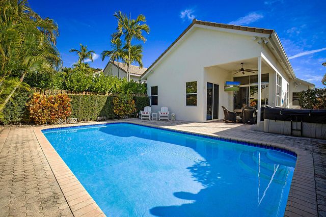 6655 NW 25th Avenue, Boca Raton, FL 33496