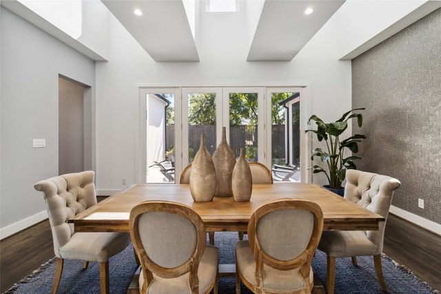 3942 Rochelle Drive, Dallas, TX 75220