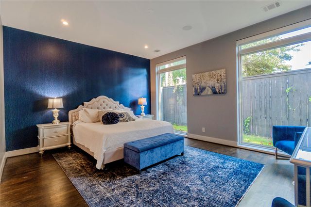 3942 Rochelle Drive, Dallas, TX 75220