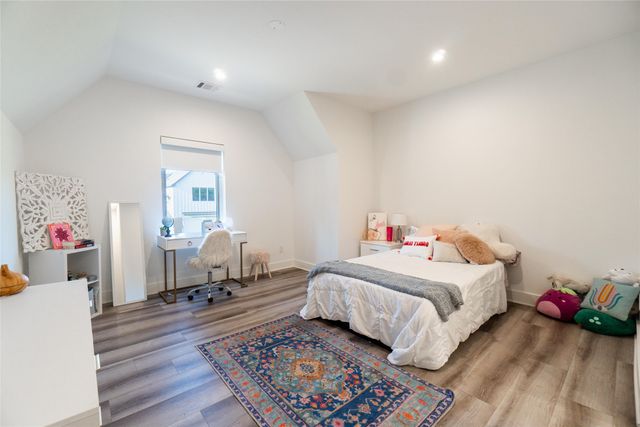 3942 Rochelle Drive, Dallas, TX 75220