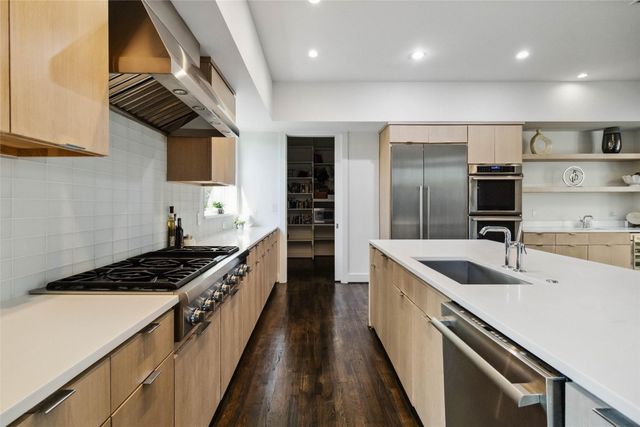 3942 Rochelle Drive, Dallas, TX 75220