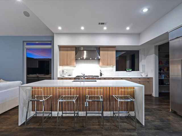 3942 Rochelle Drive, Dallas, TX 75220