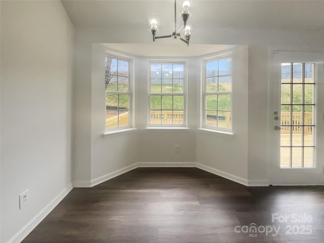 121 Shining Armor Court, Mooresville, NC 28117