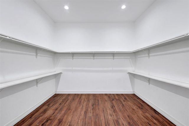 7045 Cayton Street, Houston, TX 77061