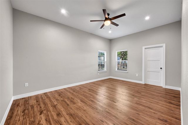 7045 Cayton Street, Houston, TX 77061