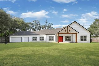 7045 Cayton Street, Houston, TX 77061