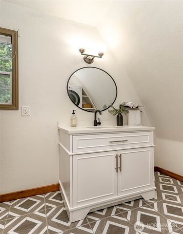 15918 41st Street E, Sumner, WA 98391