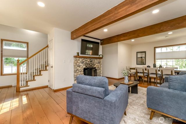 15918 41st Street E, Sumner, WA 98391