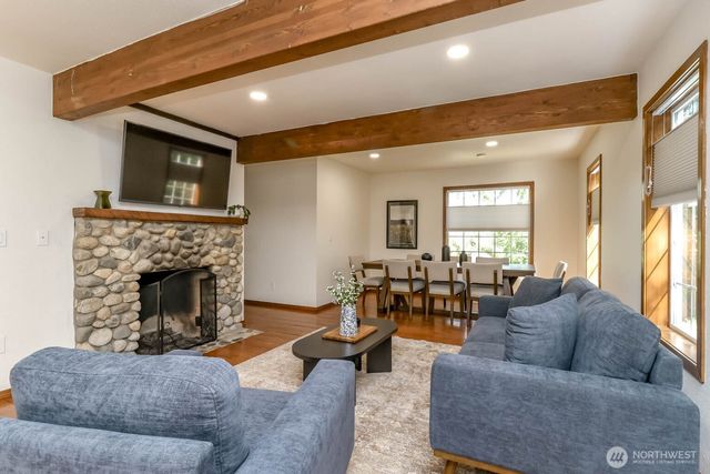 15918 41st Street E, Sumner, WA 98391