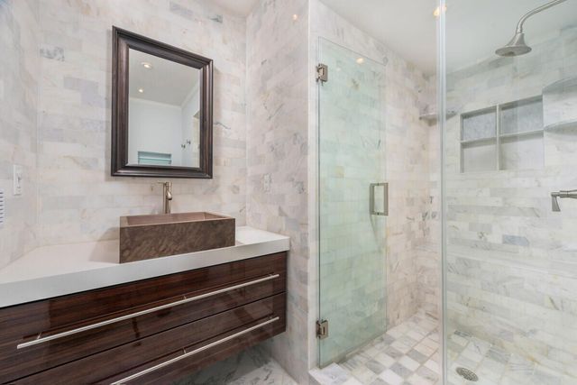 400 S Pointe Drive 307, Miami Beach, FL 33139