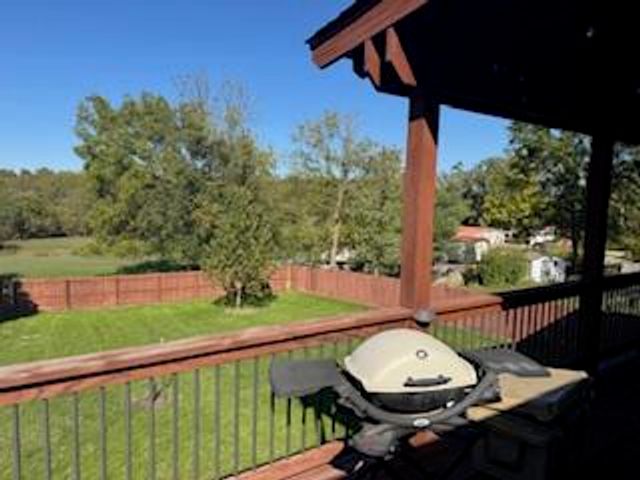 1433 E Marks Court, Springfield, MO 65803