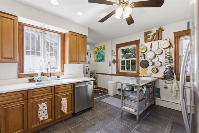 188 Maple St, Boston, MA 02132