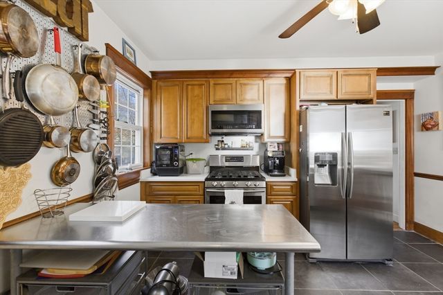 188 Maple St, Boston, MA 02132