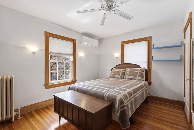 188 Maple St, Boston, MA 02132