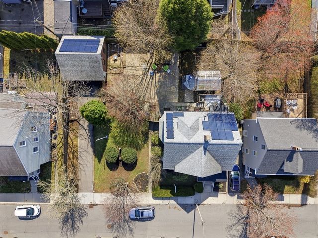 188 Maple St, Boston, MA 02132