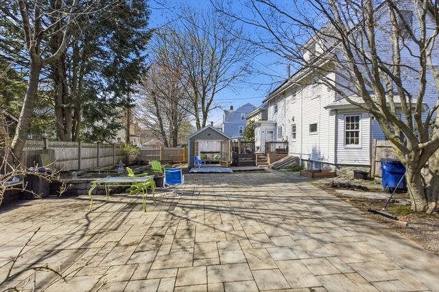 188 Maple St, Boston, MA 02132