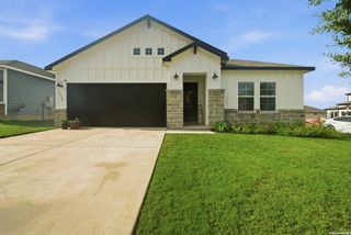15592 Jake Xing, San Antonio, TX 78253