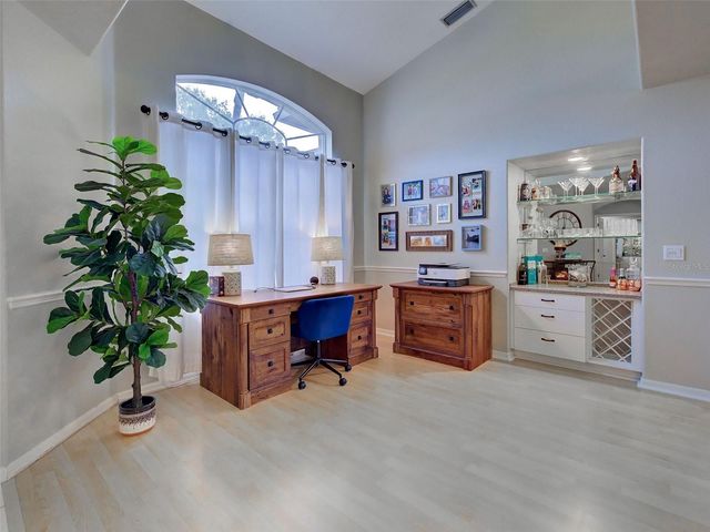 1303 E GATE DRIVE, Venice, FL 34285