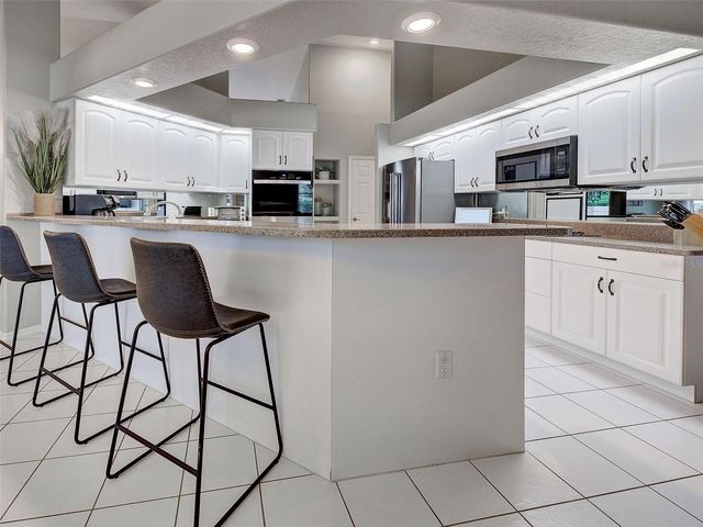1303 E GATE DRIVE, Venice, FL 34285