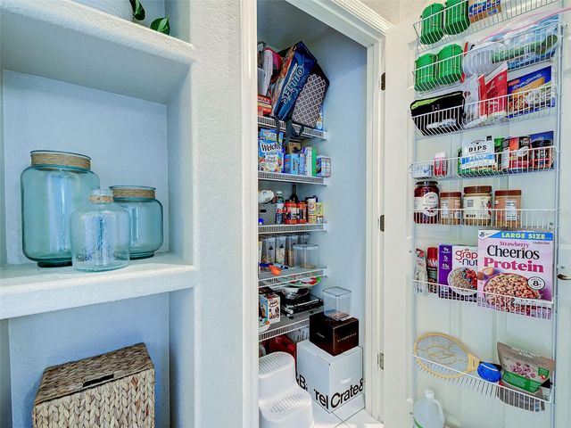 1303 E GATE DRIVE, Venice, FL 34285
