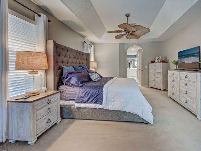 1303 E GATE DRIVE, Venice, FL 34285