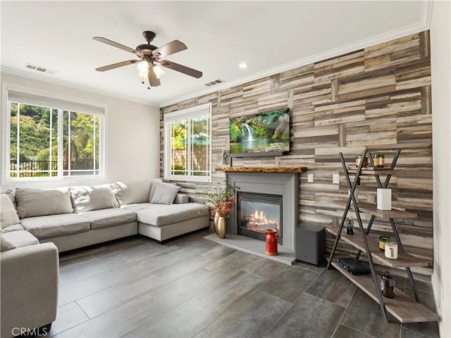 20014 Christopher, Saugus, CA 91350