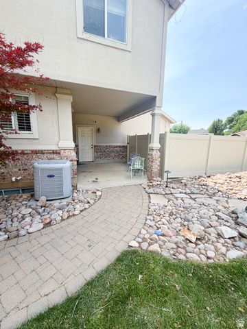 39 S 2625 E, Layton, UT 84040