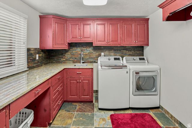 39 S 2625 E, Layton, UT 84040