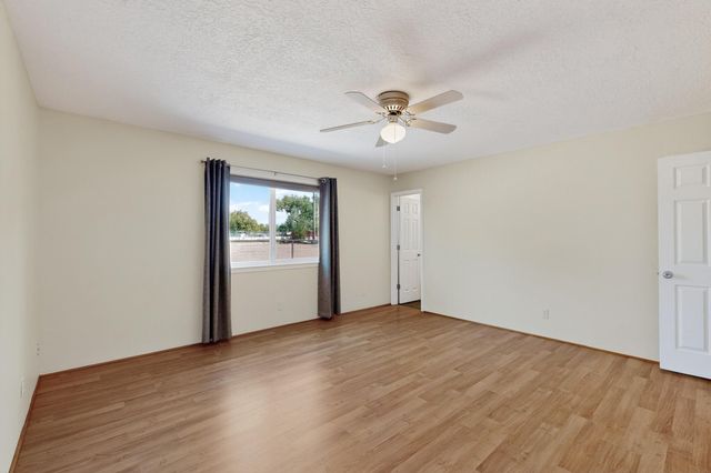 1905B Lakeview Road SW, Albuquerque, NM 87105