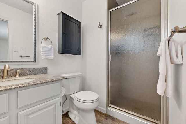 1905B Lakeview Road SW, Albuquerque, NM 87105