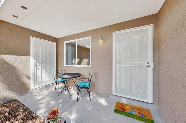 1905B Lakeview Road SW, Albuquerque, NM 87105