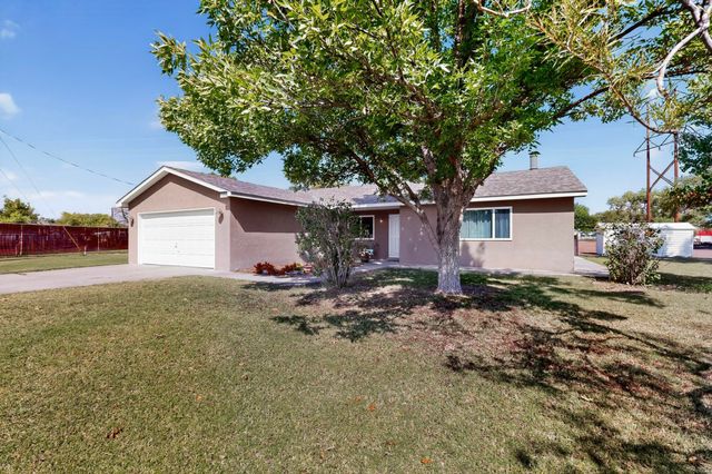 1905B Lakeview Road SW, Albuquerque, NM 87105