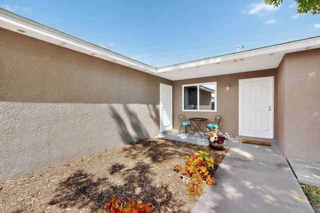 1905B Lakeview Road SW, Albuquerque, NM 87105