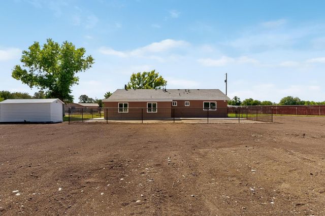 1905B Lakeview Road SW, Albuquerque, NM 87105