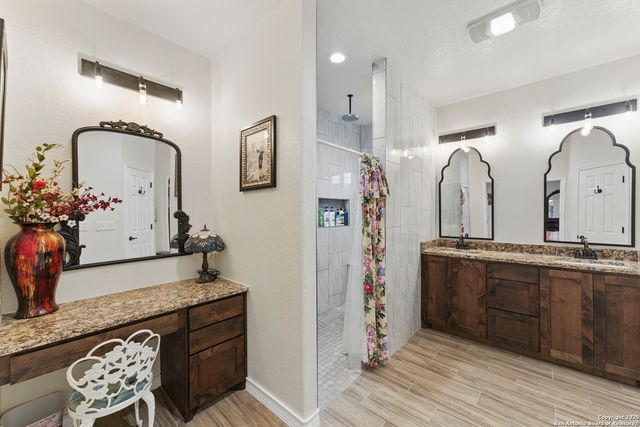 1110 Atascosa County Road 101, Floresville, TX 78114