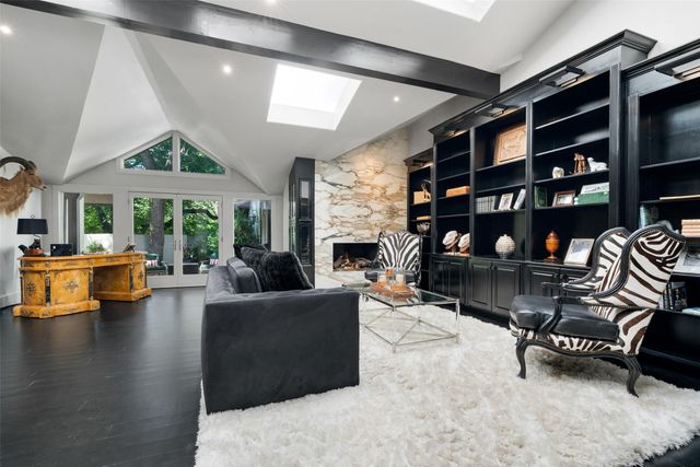 6181 Preston Creek Court, Dallas, TX 75240