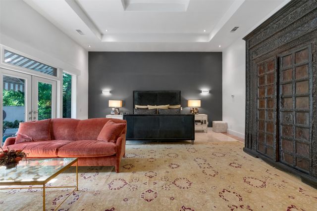 6181 Preston Creek Court, Dallas, TX 75240