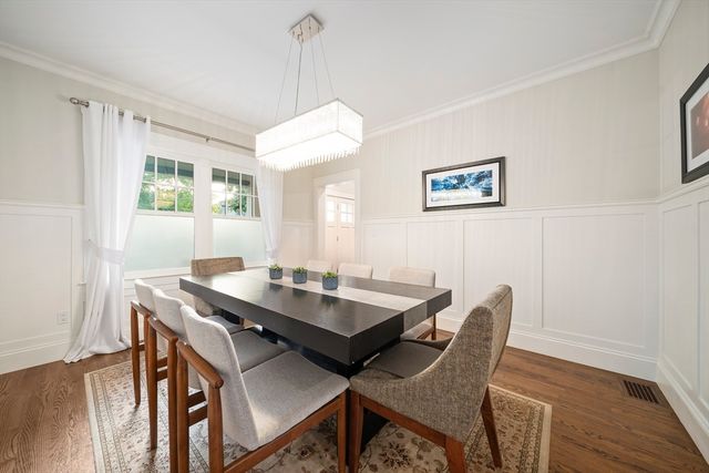 34 Larchmont Avenue, Newton, MA 02468