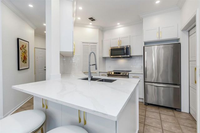 2199 CHIANTI PLACE 9-0923, Palm Harbor, FL 34683