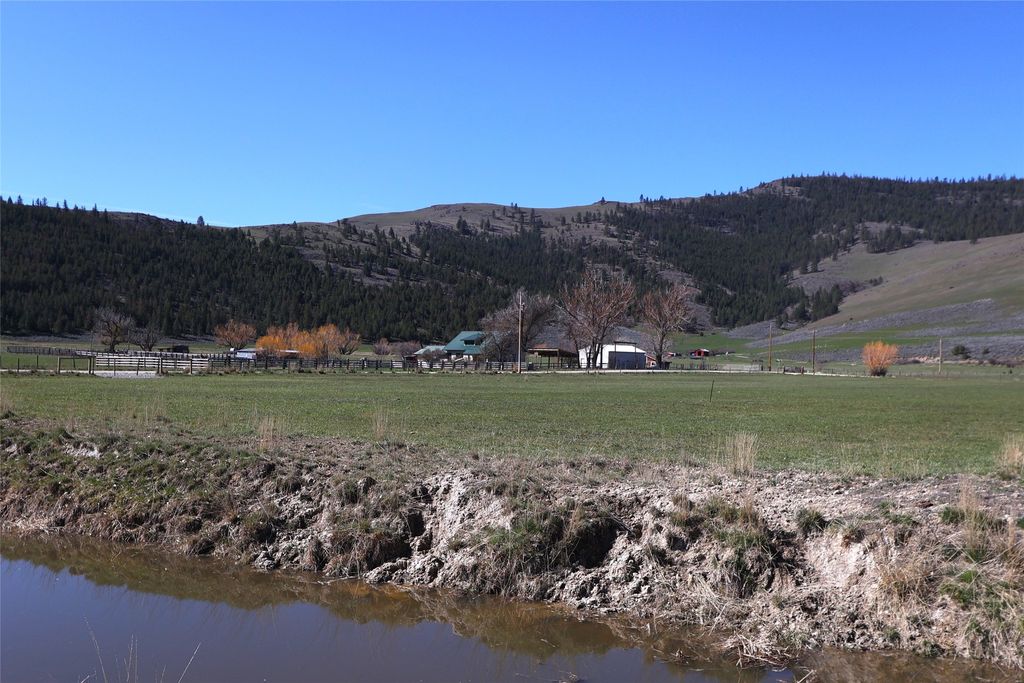 190 Patton Road, Lonepine, MT 59848 photo 4