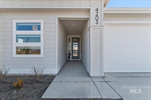 4405 Tropic Way, Caldwell, ID 83607