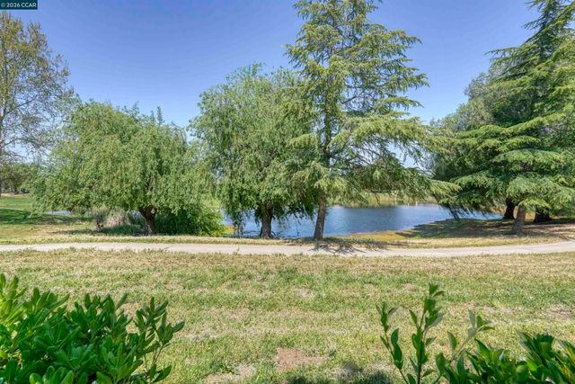 1129 Jonagold Way, Brentwood, CA 94513