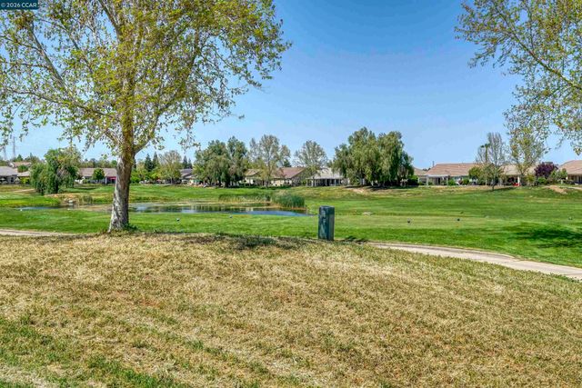 1129 Jonagold Way, Brentwood, CA 94513