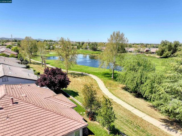 1129 Jonagold Way, Brentwood, CA 94513