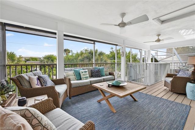 243 Southwinds DR, Sanibel, FL 33957